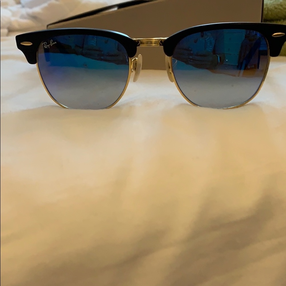 Foldable Ray-Ban clubmasters